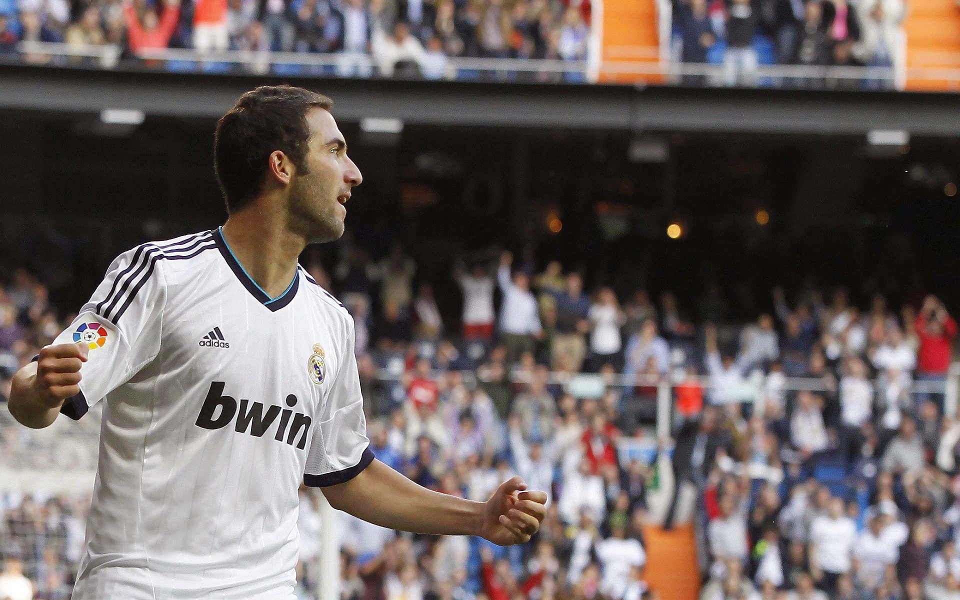 若日尼奥的魔法时刻，阿根廷逆境翻盘墨西哥背后的战术革命