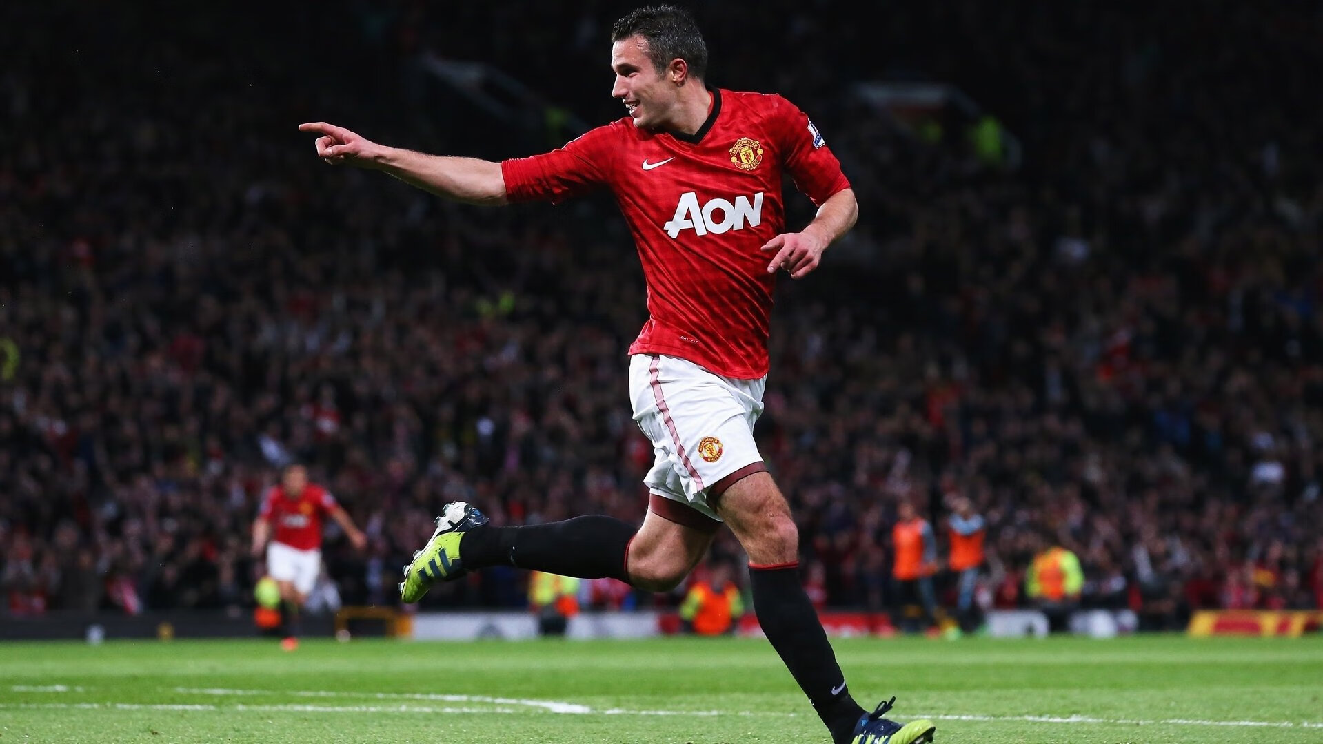 冷门与传奇,泰国足球险胜法国,陈雨菲羽坛高光映照亚洲力量